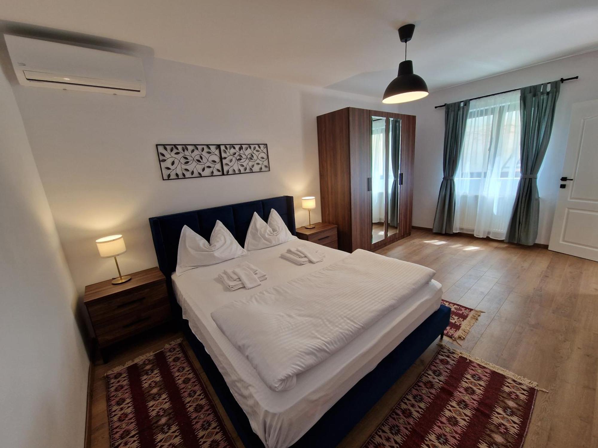Maximus Apartments 锡吉什瓦拉 外观 照片