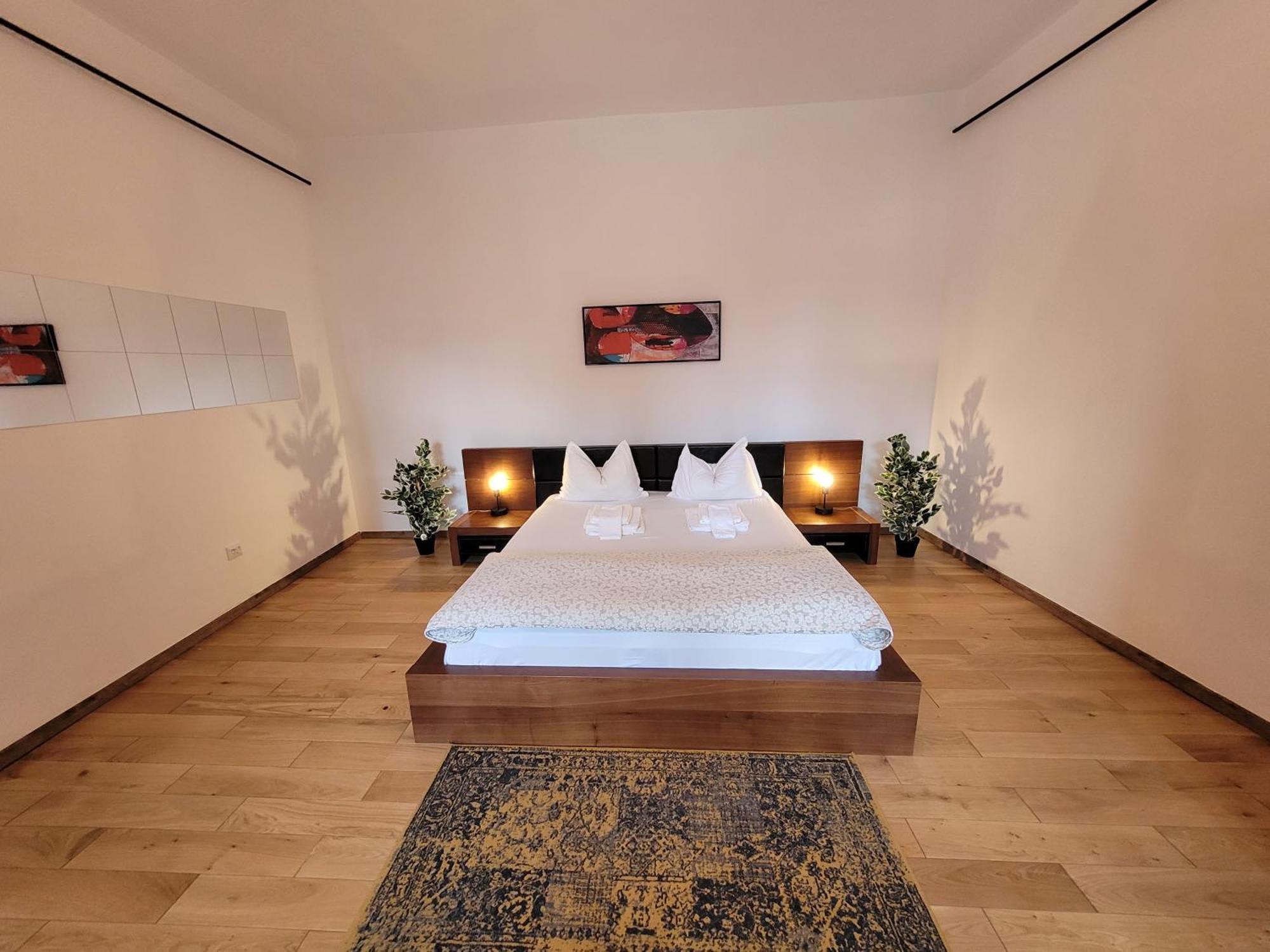 Maximus Apartments 锡吉什瓦拉 客房 照片